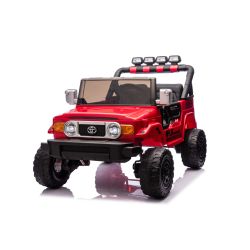 Električni autić Toyota FJ Cruiser XXL s 4x4 pogonom, s licencom (dvosjed), crveni, prijenosna litijeva baterija, visoka šasija, dva sjedala, stražnja ovjesna osovina, 2,4 GHz daljinski upravljač, MP3 player s Bluetoothom, LED svjetla