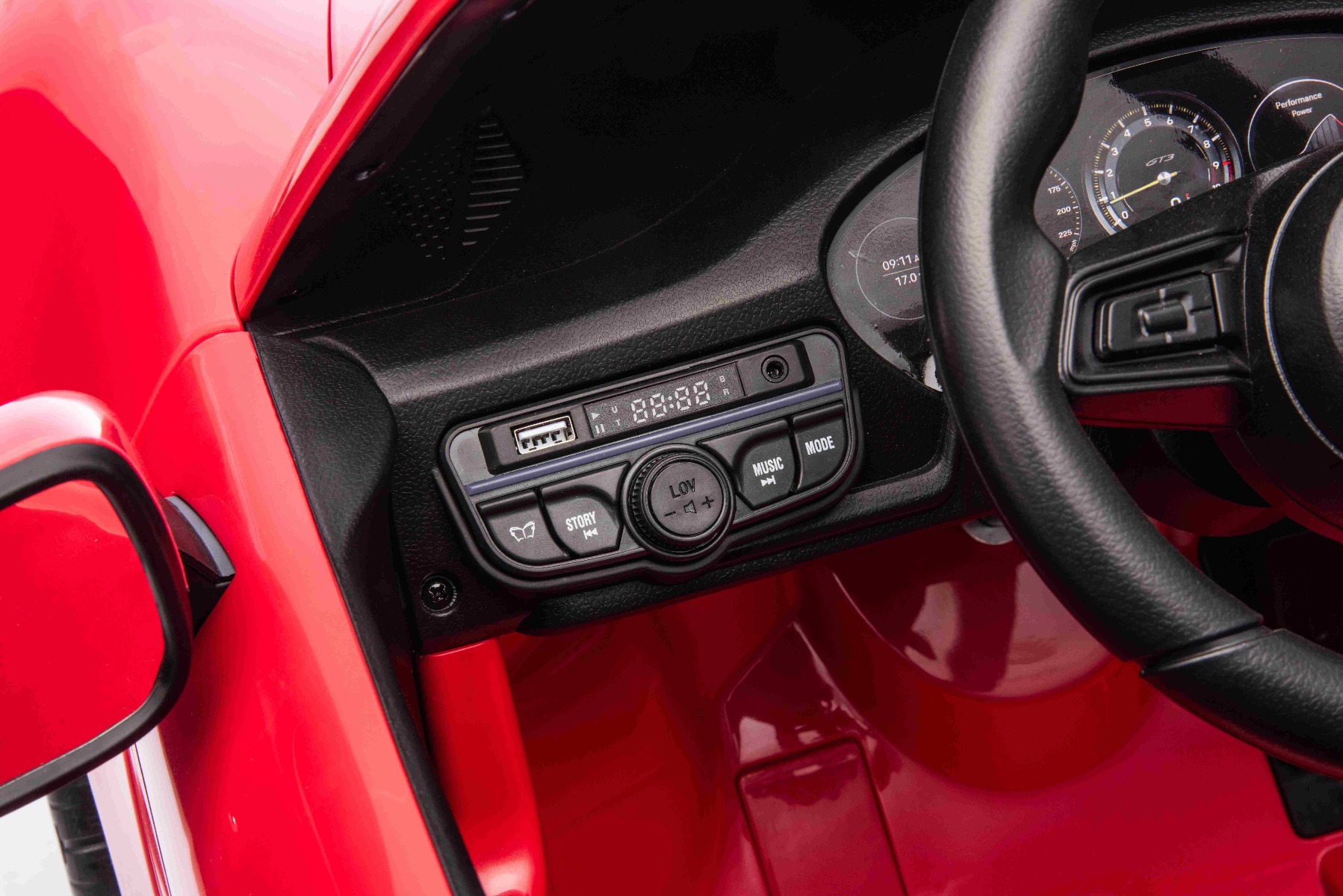 Multifunkcionalna instrumentna ploča i volan