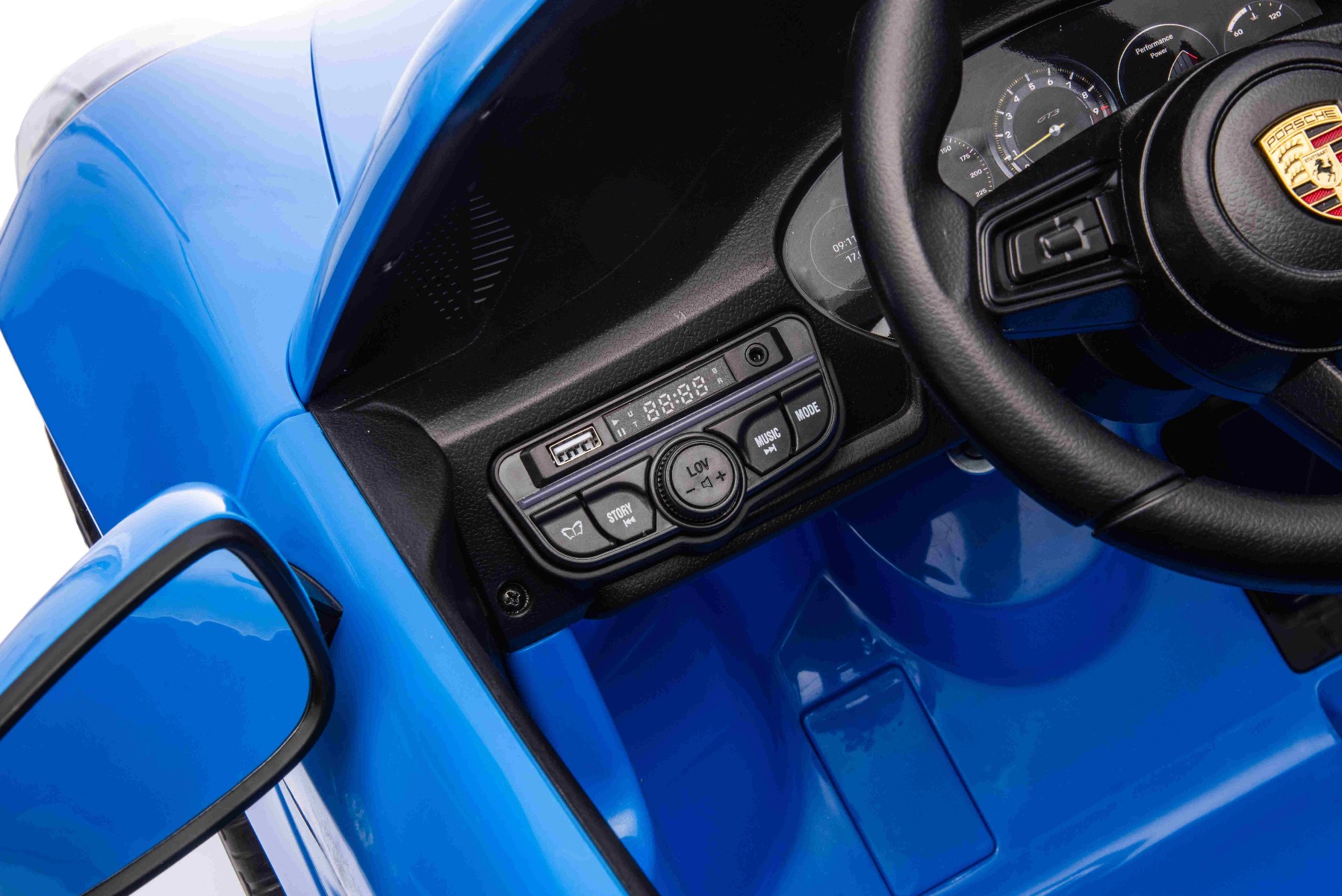 Multifunkcionalna instrumentna ploča i volan